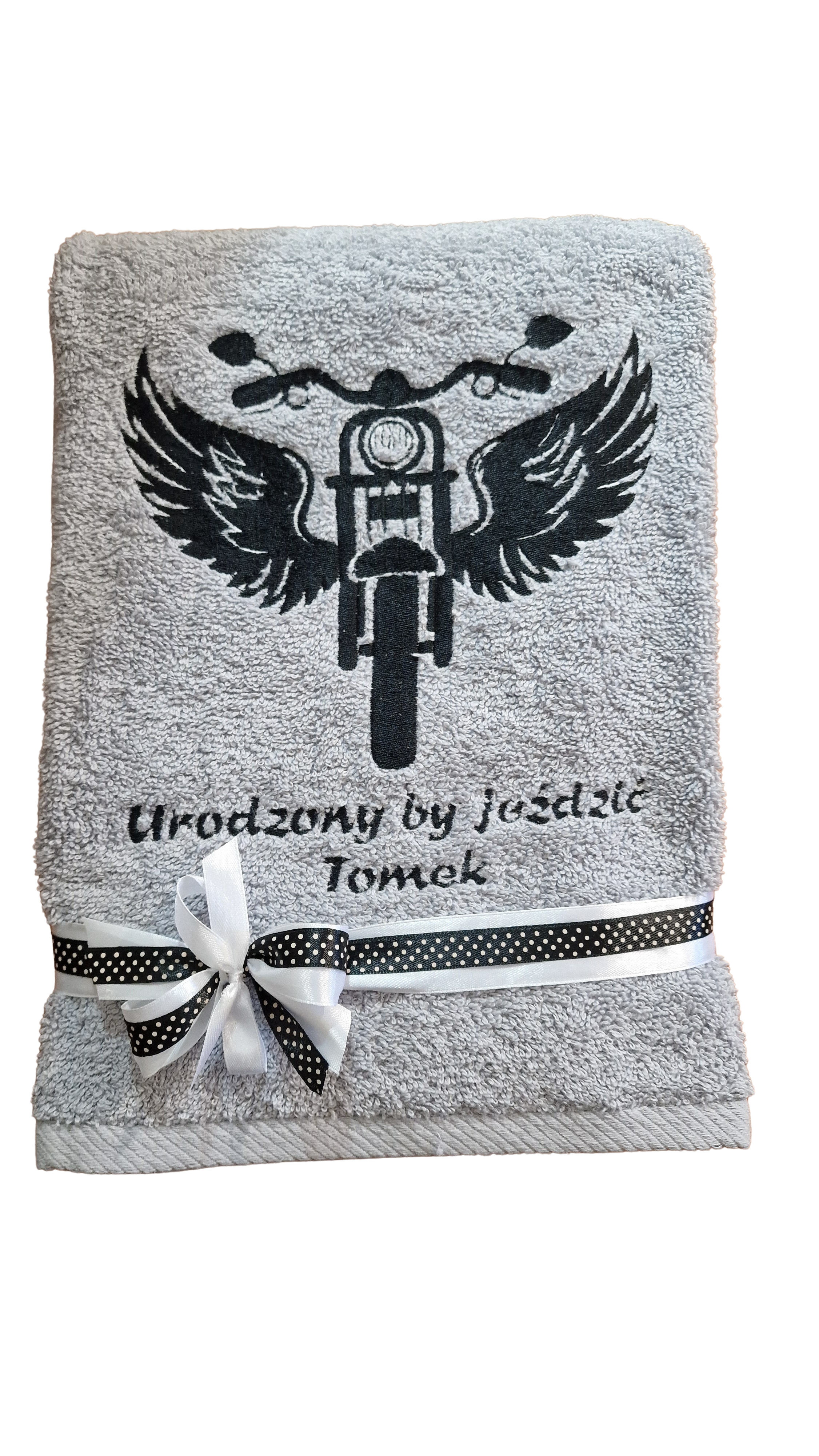 Komplet haftowanych ręczników